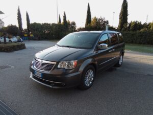LANCIA Voyager Voyager 2.8 Turbodiesel Platinum 177 CV - 1