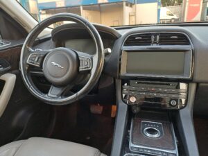 JAGUAR F-Pace       (X761) F-Pace 2.0 D 180 CV AWD aut. Prestige - 2