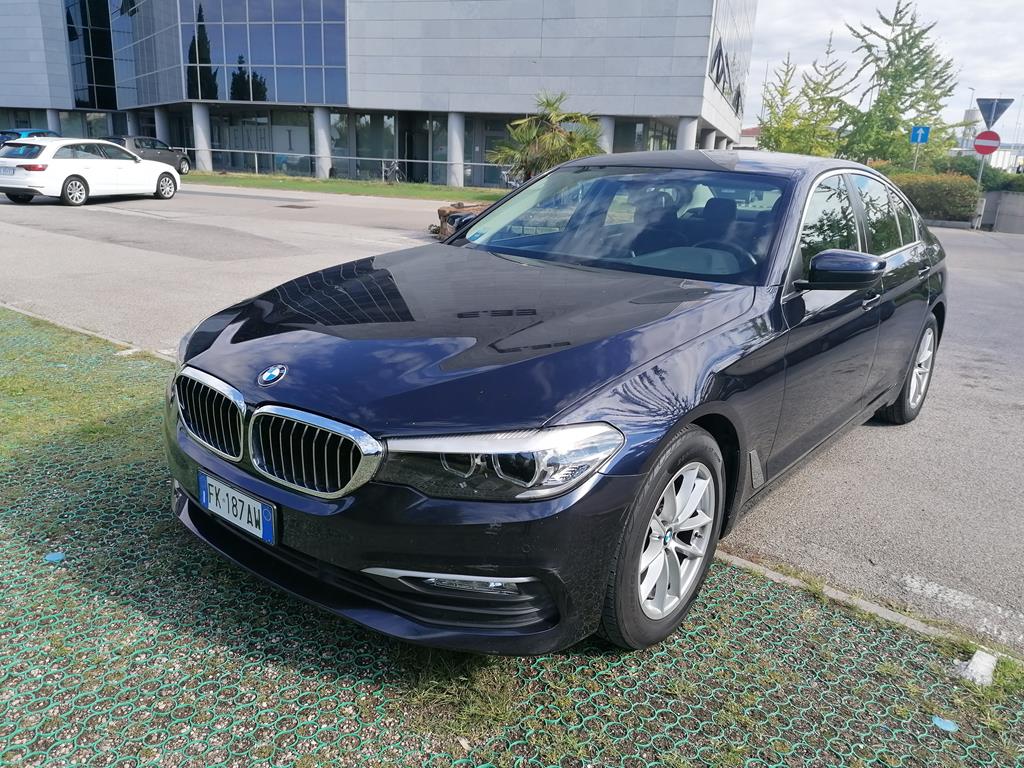 BMW Serie 5   (G30/G31) 520d Business - 1