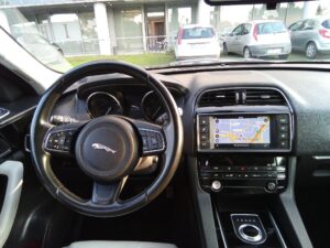 JAGUAR F-Pace       (X761) F-Pace 2.0 D 180 CV AWD aut. Prestige - 2