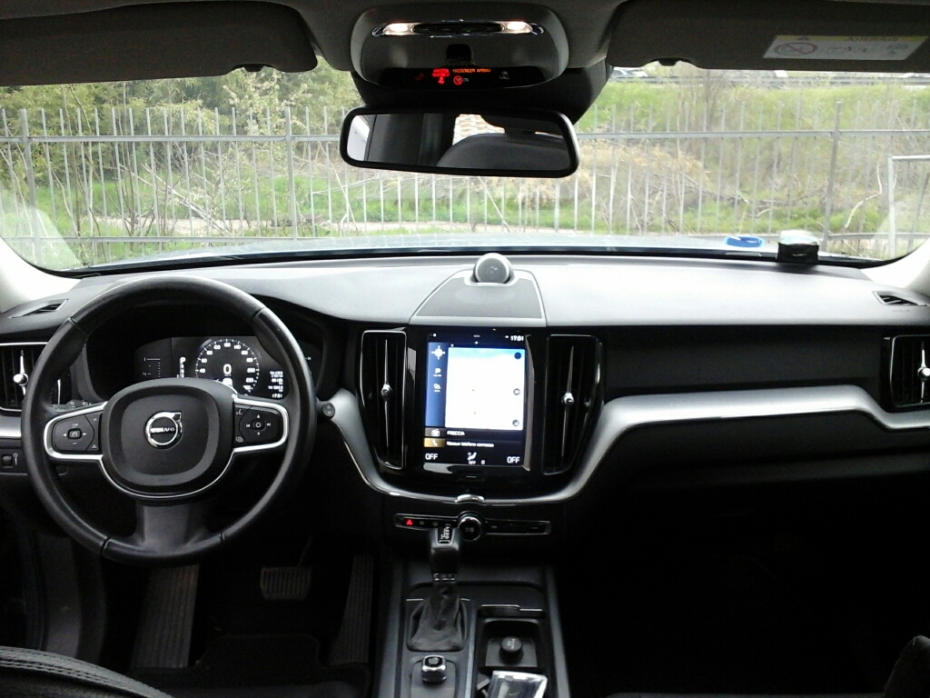 VOLVO XC60 (2017-->) XC60 D5 AWD Geartronic Business - 2