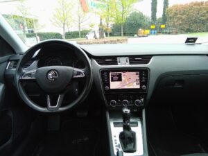 SKODA Octavia 3ª serie Octavia 1.6 TDI CR 115 CV DSG Wagon Executive - 2