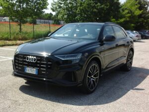 AUDI Q8 Q8 50 TDI 286 CV quattro tiptronic Sport