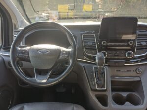 FORD Tourneo Custom 1ª s Tourneo Custom 320 2.0 TDCi 170CV aut. PC Titanium - 2