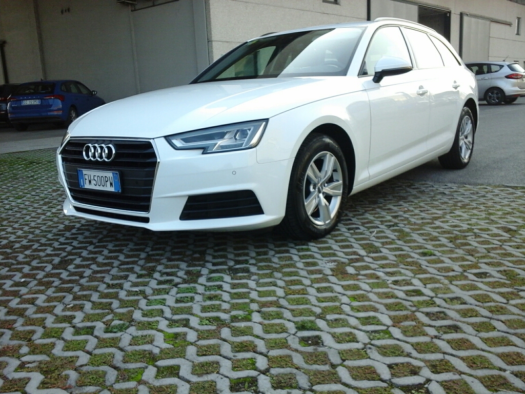 AUDI A4 5ª serie A4 Avant 2.0 TDI 150 CV S tronic Business - 1