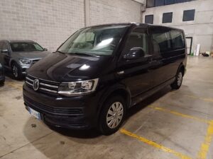 VOLKSWAGEN Caravelle 6ª '15-24 Caravelle 2.0 TDI 150CV DSG PL Comfortline - 1