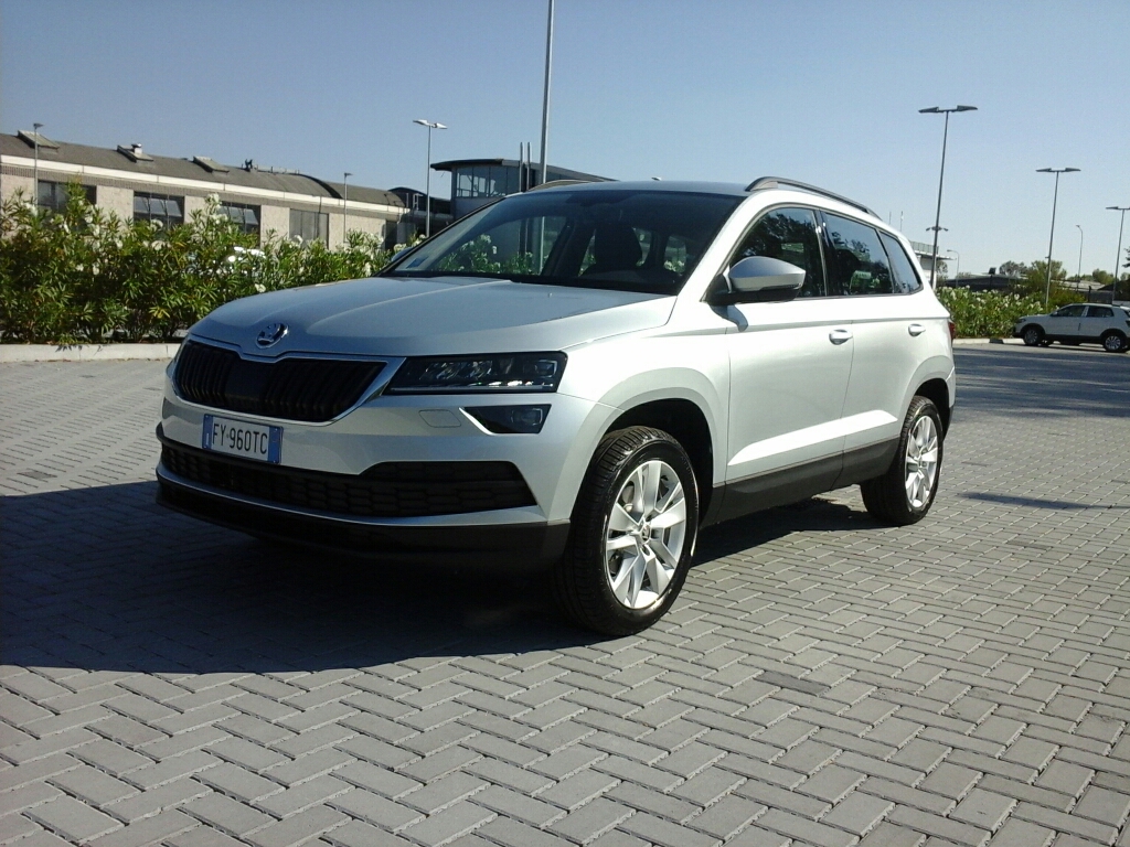SKODA Karoq Karoq 1.6 TDI SCR DSG Executive - 1