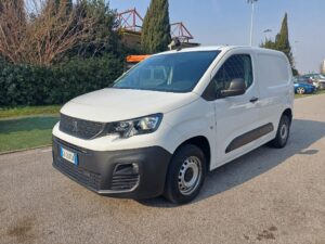 PEUGEOT Partner 3ª serie Partner BlueHDi 100 S&S PC Furgone Pro - 1