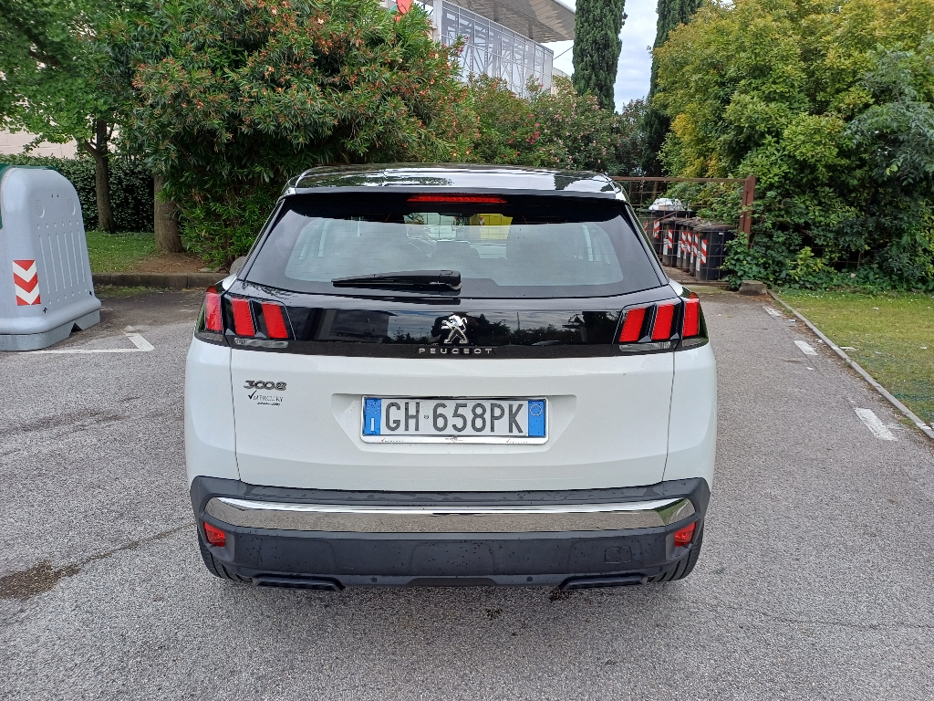 PEUGEOT 3008 2ª serie 3008 BlueHDi 130 S&S EAT8 Business - 3