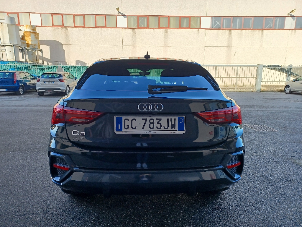 AUDI Q3 2ª serie Q3 SPB 40 TDI quattro S tronic Business Plus - 3