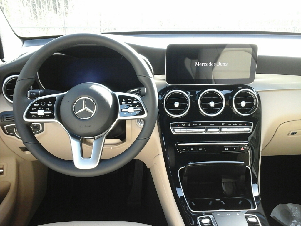 MERCEDES GLC Coupé    (C253) GLC 220 d 4Matic Coupé Sport - 2