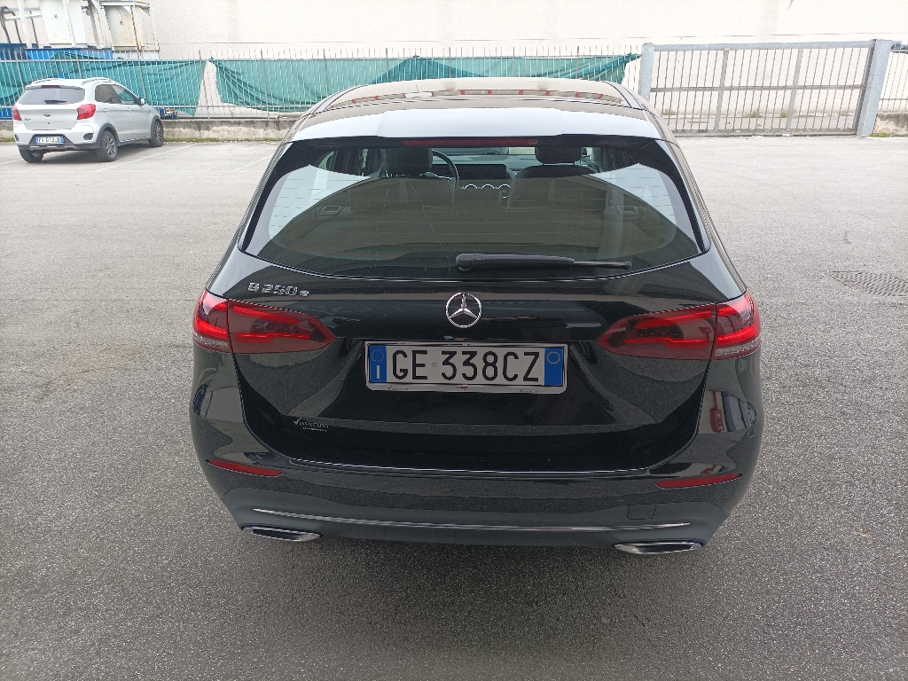 MERCEDES Classe B     (W247) B 250 e Automatic EQ-Power Sport Plus - 3