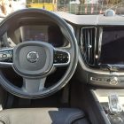 VOLVO XC60 (2017-->)