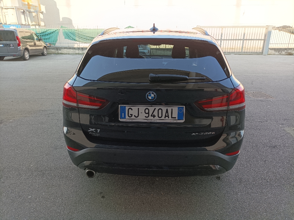 BMW X1            (F48) X1 xDrive25e Business Advantage - 3