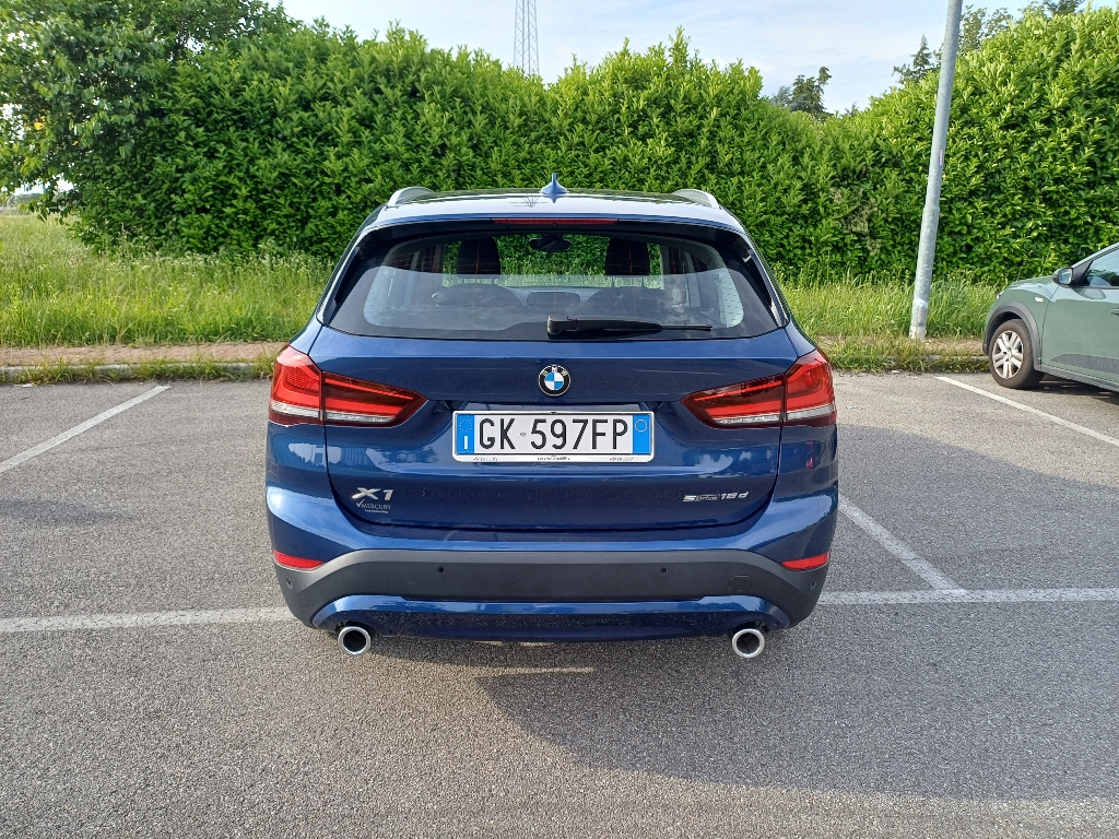 BMW X1            (F48) X1 sDrive18d Business Advantage - 3