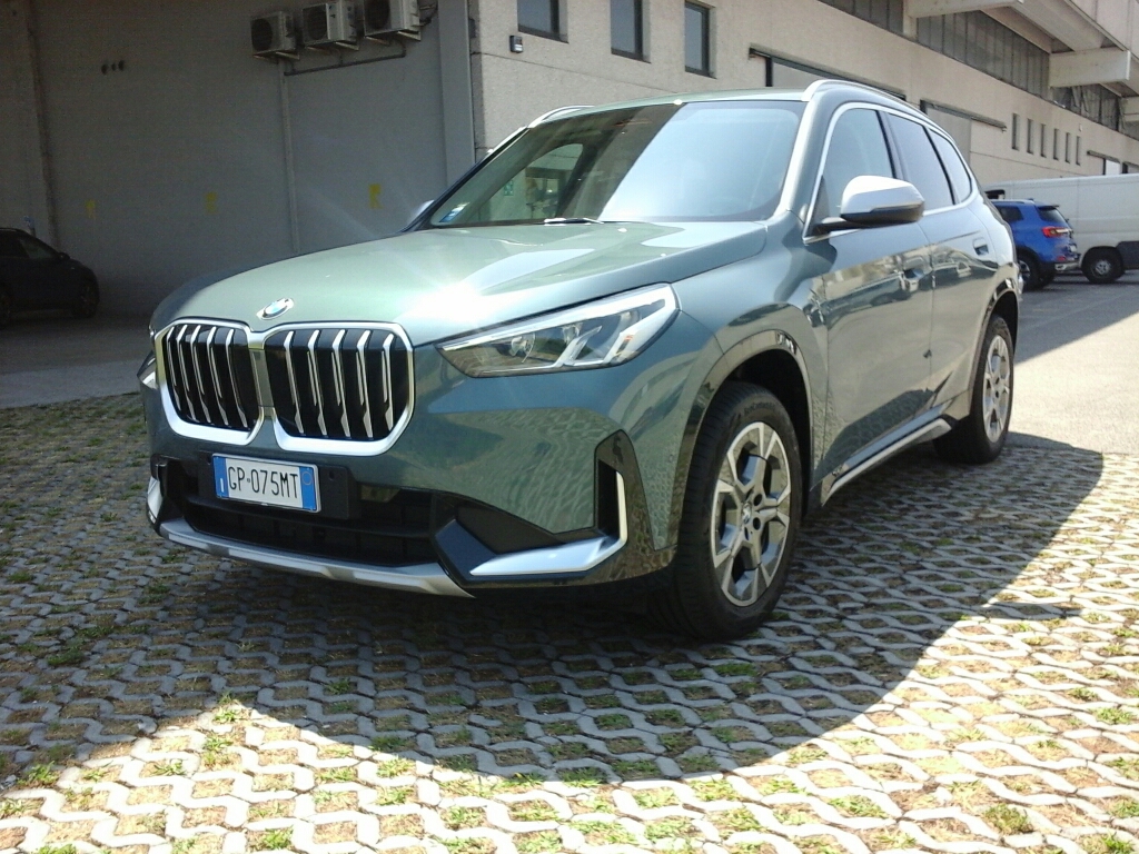 BMW X1            (U11) X1 sDrive 18d xLine - 1