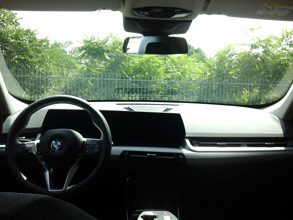 BMW X1            (U11) X1 xDrive 20d - 2
