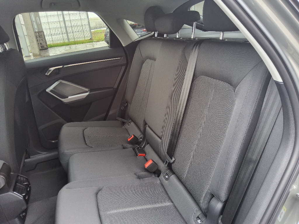 AUDI Q3 2ª serie Q3 SPB 35 TDI S tronic Business Plus - 2