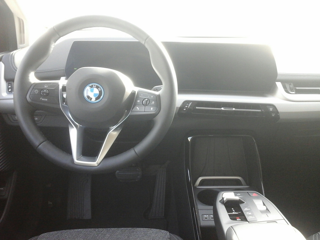 BMW Serie 2 A.T.  (U06) 225e xDrive Active Tourer - 2