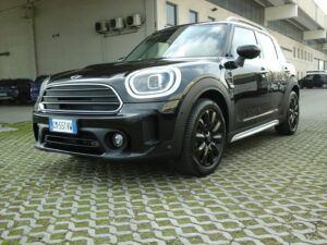 MINI Mini Countryman F60 Mini 2.0 Cooper D Classic Countryman - 1