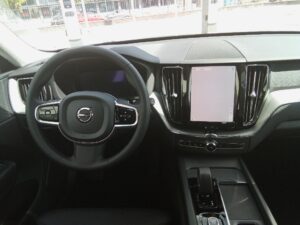 VOLVO XC60 (2017-->) XC60 B4 (d) AWD automatico Plus Dark - 2
