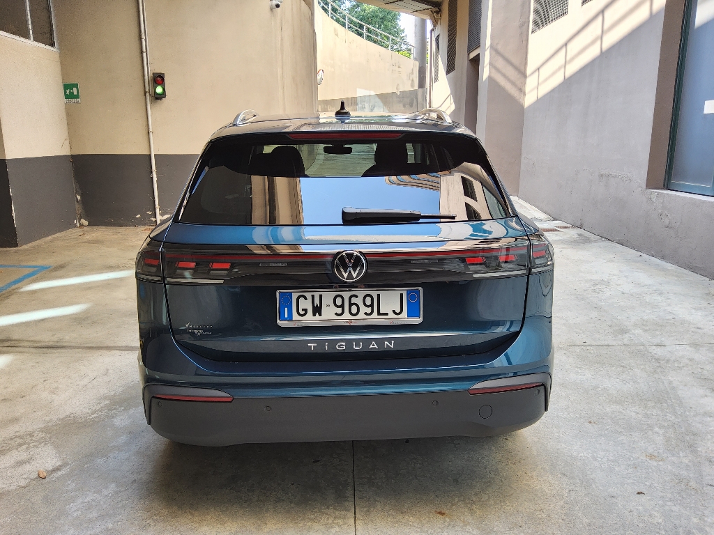 VOLKSWAGEN Tiguan 3ª serie Tiguan 2.0 TDI 150 CV DSG Edition Plus - 3